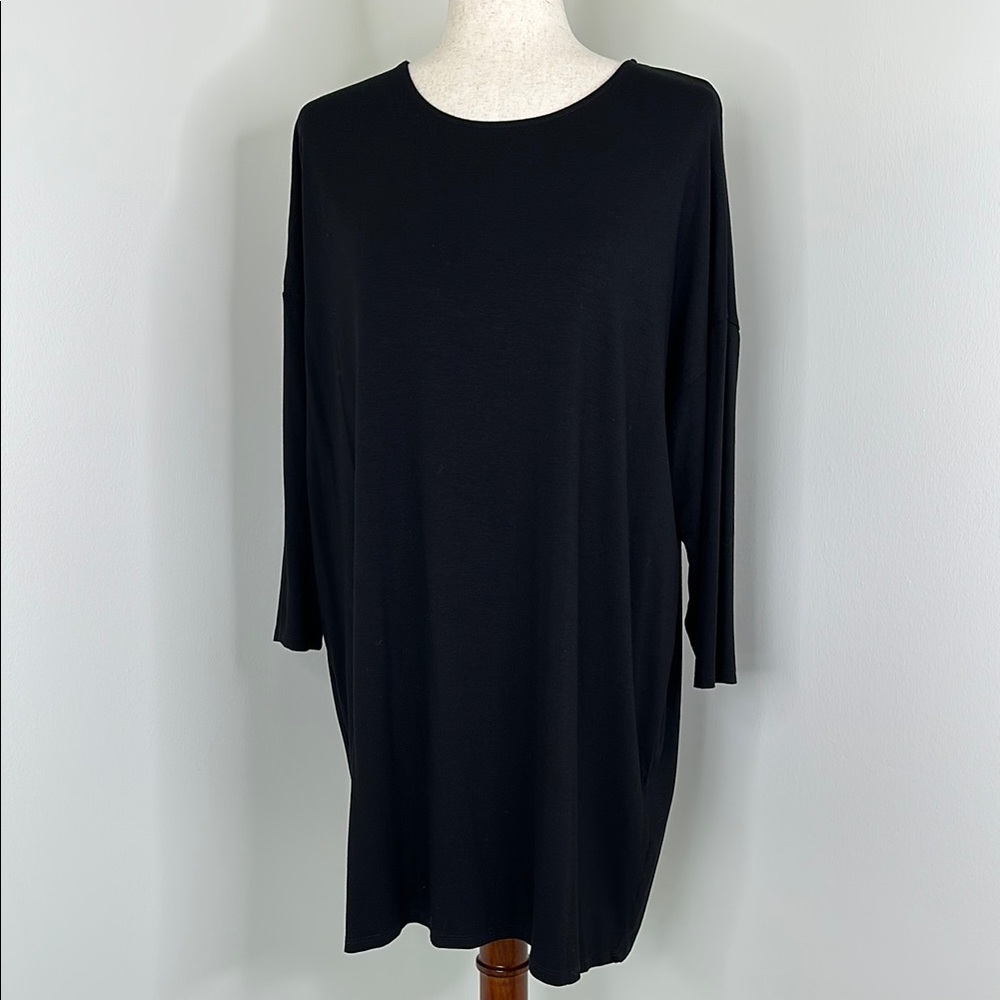 Chico's Black Knit Crew Neck Tunic